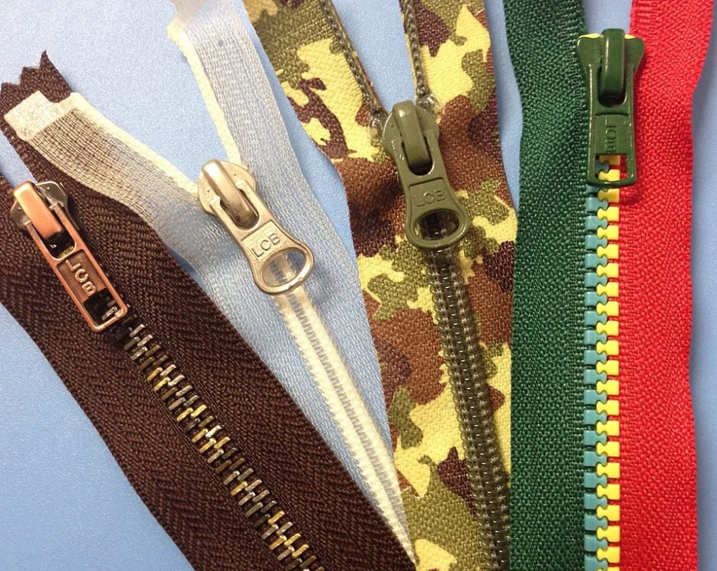 Zips